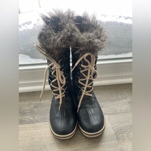 EUC Women’s Sorel Joan of Artic Boots